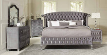 Load image into Gallery viewer, Diamond Palace Gray - 5pc King Bedroom Set