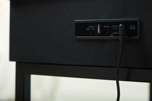 A4000643 Accent Table With Speaker