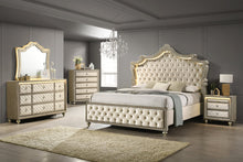 Load image into Gallery viewer, Kingdom 4PC OR 5PC Set - Queen, King