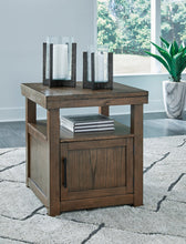 Load image into Gallery viewer, T738-3 End Table
