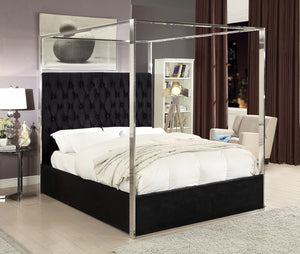 Porter Canopy Bed