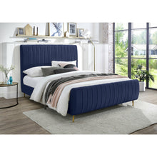 Load image into Gallery viewer, Zara Velvet Bed