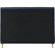 Load image into Gallery viewer, Zara Velvet Bed