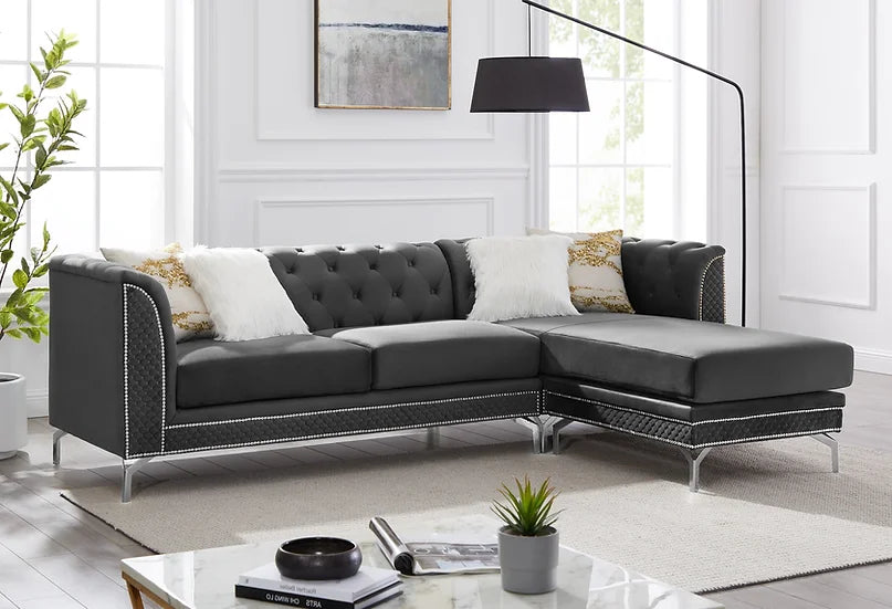 Zia Sectional
